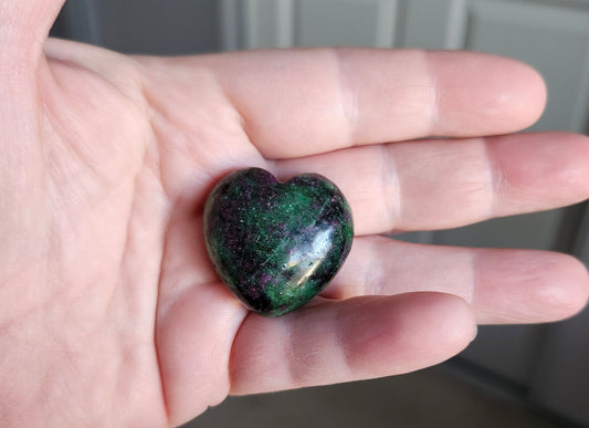 Ruby Zoisite Heart